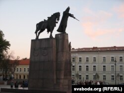 Помнік князю Гедзіміну ў Вільні, пастаўлены ў 1996 годзе